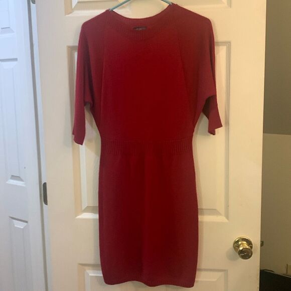 THE LIMITED SWEATER DRESS DARK RED DOLMAN SLEEVE CORPCORE SZ MED PETITE - Picture 1 of 9